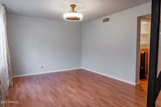 Photo #3: 7008774 Listing