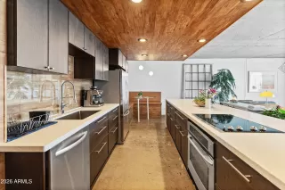 Photo #2: 7008790 Listing 