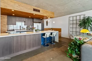 Photo #6: 7008790 Listing 