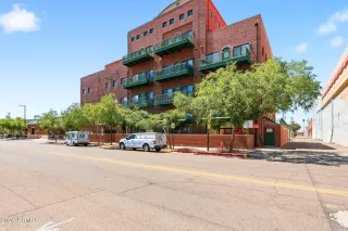 Photo #1: 7008797 Listing 