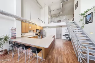 Photo #3: 7008797 Listing 