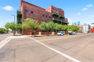 Photo #4: 7008797 Listing 