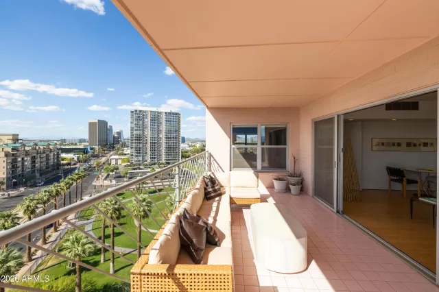 MLS: 7008881 Condo For Sale