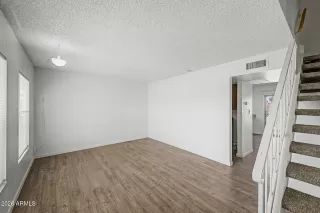 Photo #3: 7008971 Listing 