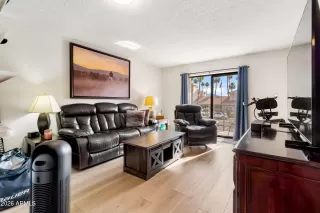 Photo #4: 7009041 Listing