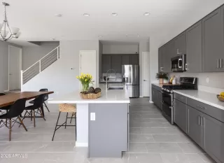 Photo #3: 7009110 Listing