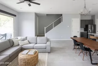 Photo #6: 7009110 Listing