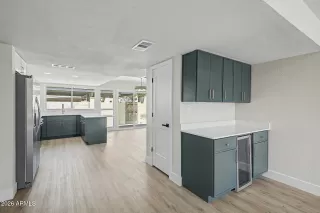 Photo #5: 7009279 Listing