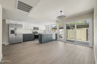 Photo #6: 7009279 Listing