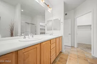 Photo #5: 7009299 Listing