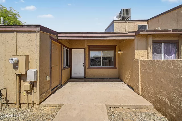 MLS: 7009335 Condo For Sale