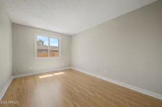 Photo #3: 7009335 Listing 