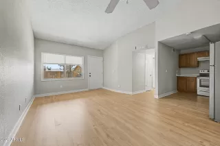 Photo #6: 7009335 Listing 