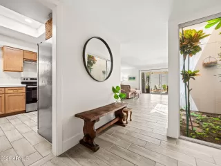 Photo #4: 7009361 Listing 