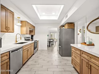 Photo #6: 7009361 Listing 