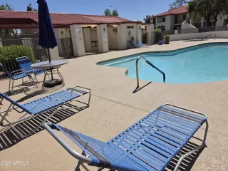 Photo #4: 7009362 Listing 