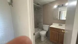 Photo #6: 7009376 Listing