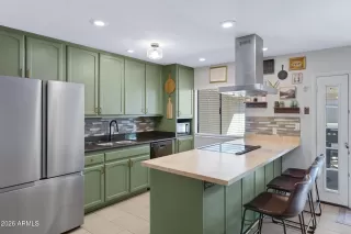 Photo #6: 7009441 Listing 