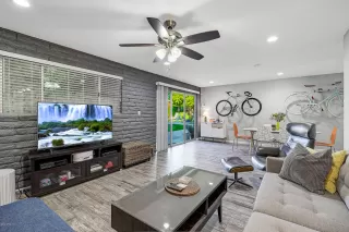 Photo #6: 7009448 Listing 