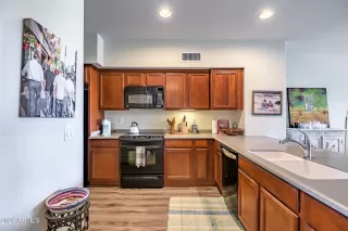 Photo #2: 7009501 Listing 