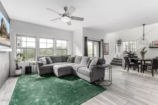 Photo #1: 7009506 Listing