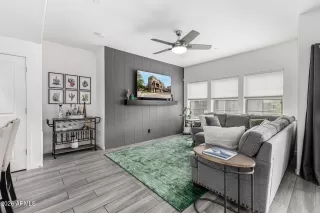 Photo #5: 7009506 Listing