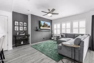 Photo #6: 7009506 Listing