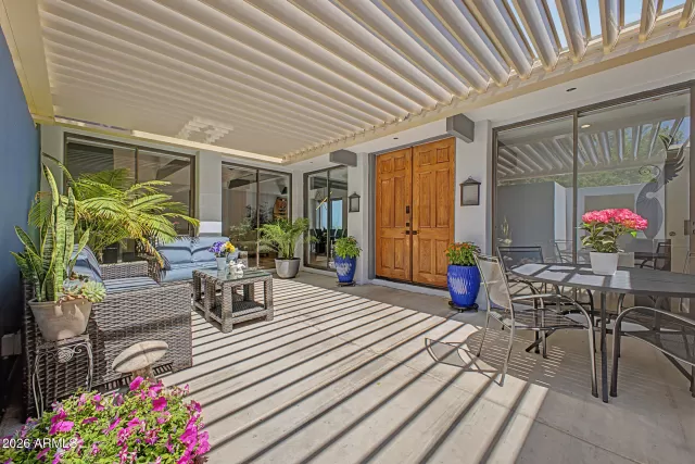 MLS: 7009556 Condo For Sale