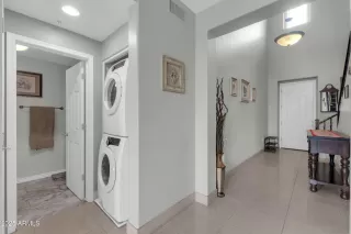 Photo #4: 7009620 Listing