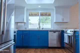 Photo #6: 7009748 Listing