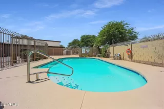 Photo #3: 7009749 Listing