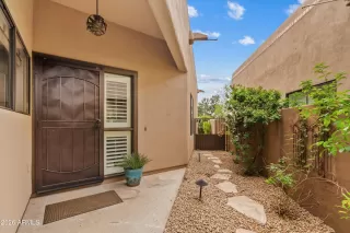 Photo #3: 7010001 Listing 