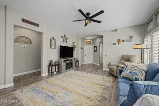 Photo #4: 7010091 Listing 