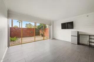Photo #5: 7010208 Listing 