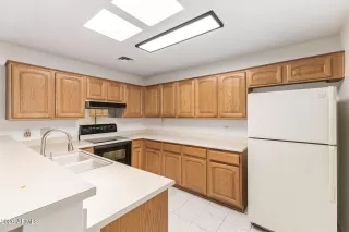 Photo #6: 7010297 Listing 