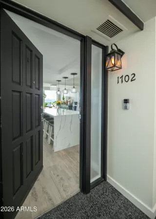 More Details about MLS # 7010333 : 2323 N CENTRAL AVENUE 1702#1702