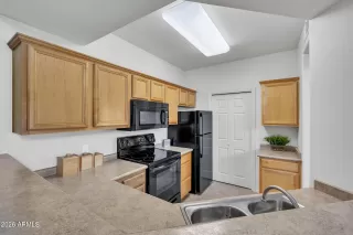 Photo #5: 7010468 Listing 