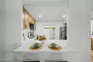 Photo #5: 7010571 Listing