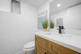 Photo #6: 7010571 Listing