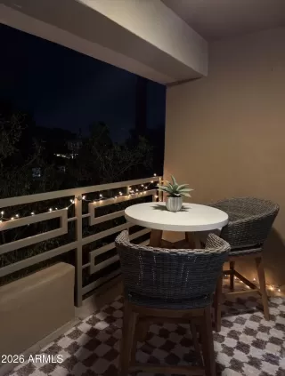 Photo #5: 7010628 Listing 