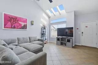 Photo #5: 7010723 Listing 