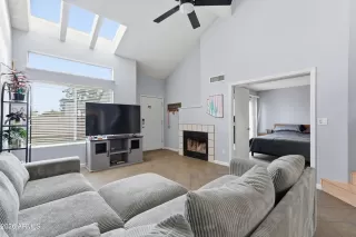 Photo #6: 7010723 Listing 