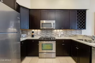 Photo #5: 7010764 Listing 