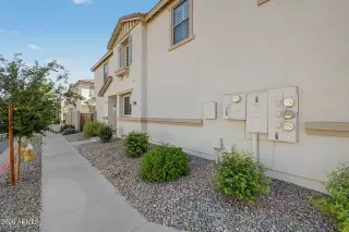 Photo #2: 7010831 Listing 