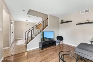 Photo #4: 7010867 Listing 