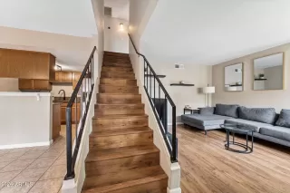 Photo #6: 7010867 Listing 