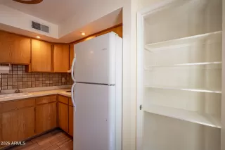 Photo #6: 7011041 Listing