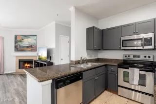 Photo #5: 7011105 Listing 