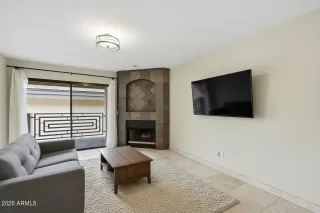 Photo #6: 7011226 Listing