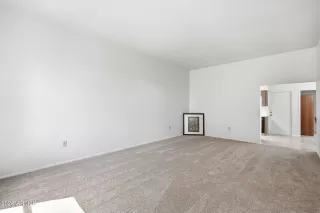 Photo #3: 7011269 Listing 